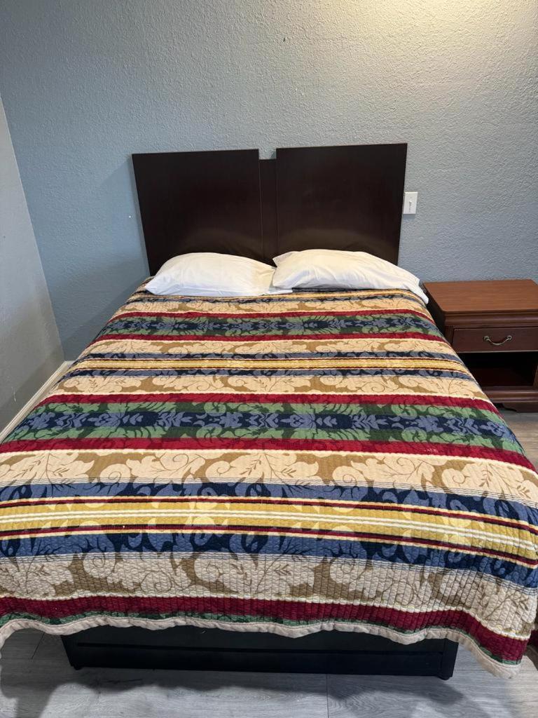 Midtown Lodge 傑克遜維爾 外观 照片