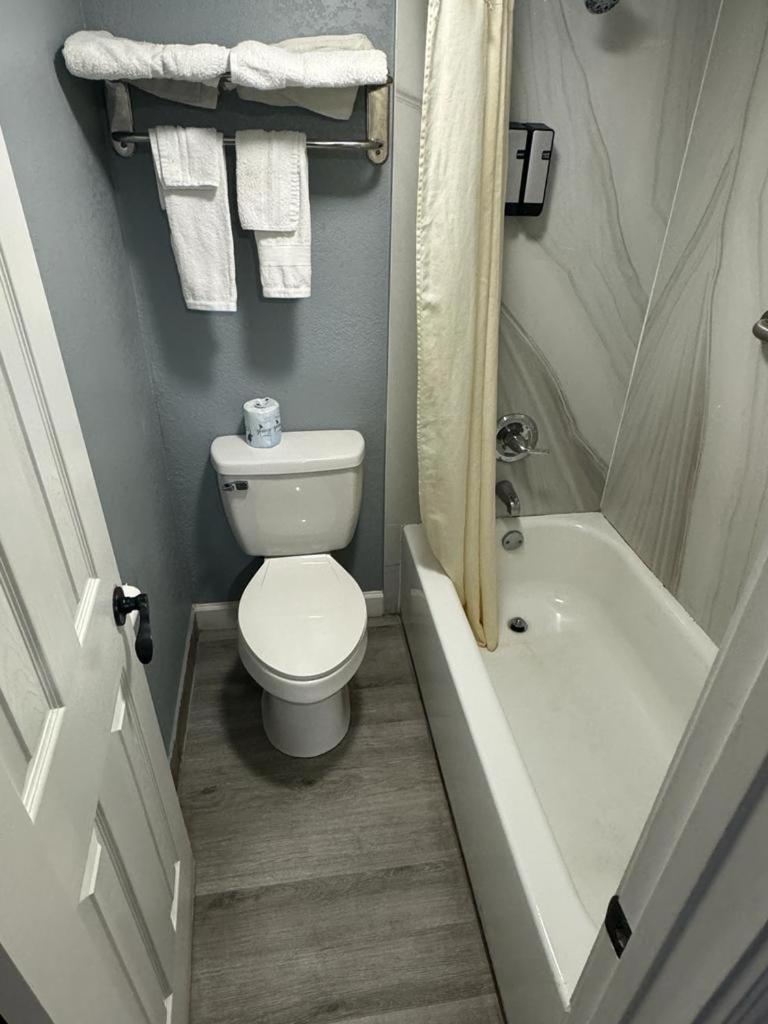 Midtown Lodge 傑克遜維爾 外观 照片